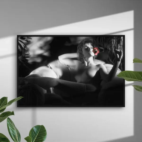 Red Rose - Poster - Fine Art Nude - Ramexempel