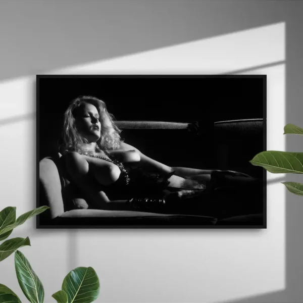 Relaxing - Poster - Fine Art Nude - Ramexempel