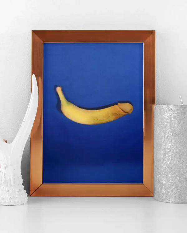 Banana Surprise - Poster - Surrealism - Ramexempel