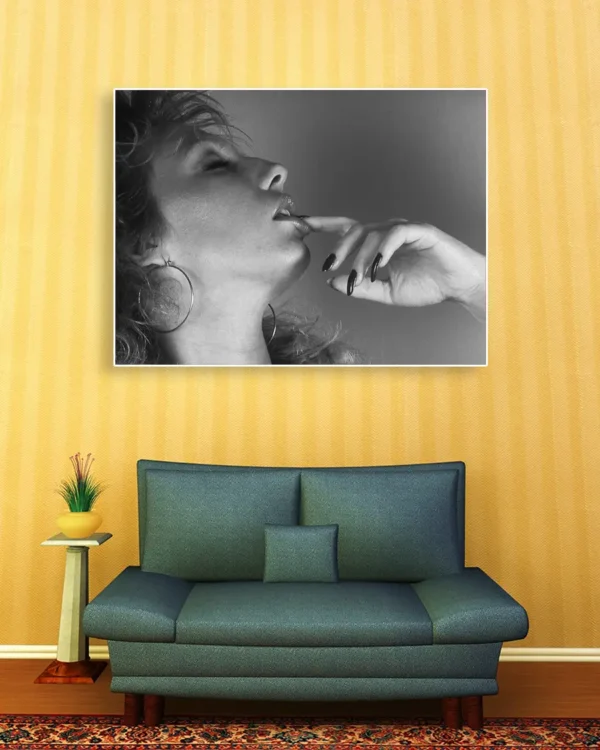 Finger Licking Good - Poster - Finger Licking Good - Poster - Fine Art Nude - Ramexempel